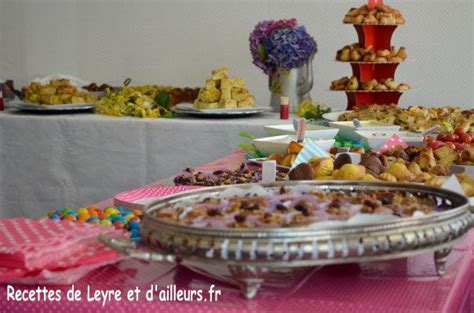 Plusieurs centaines de personnes présentes. buffeto | Buffet froid pour 50 personnes, Buffet froid ...