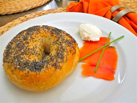 There are some foods that are truly regional. The Bee Cave Kitchen : Homemade New York Style Bagels ...