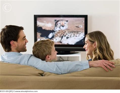 La Red Familiar Aprendiendo A Ver La Televisión