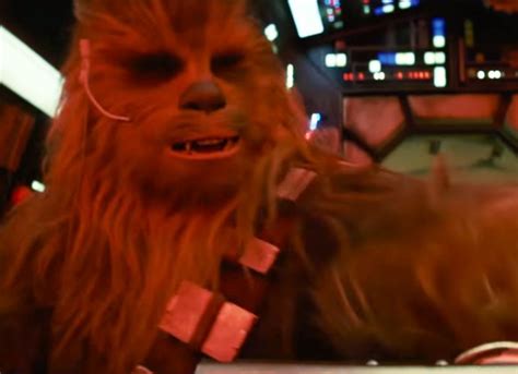 Chewbacca Smacks A Porg In New Star Wars The Last Jedi Tv Spot