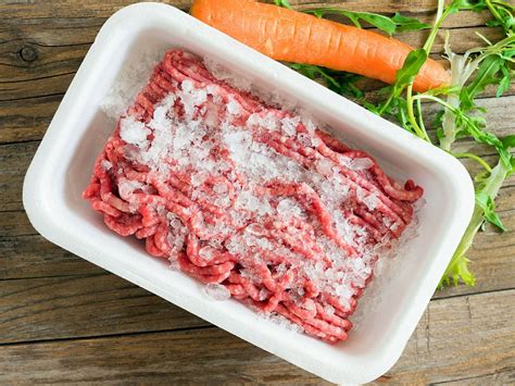 Hackfleisch auftauen So geben Sie Keimen keine Chance