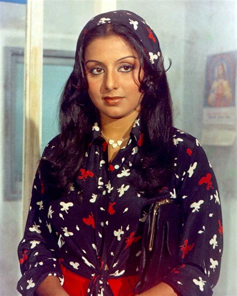 She worked as a child actor under the name baby sonia in the hit film do kaliyan (1968). Happy Birthday, Neetu Singh. - Bollywoodirect - Medium