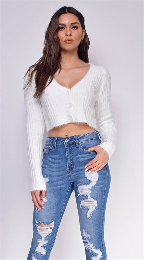 We did not find results for: Bexley White Button Crop Sweater Top - Emprada