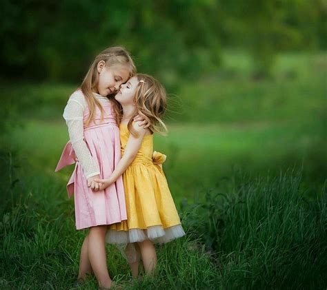 Pin By Chandu On Cute Kids Sister Photography Sisters Photoshoot