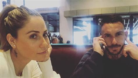 Place of birth santiago, chile name mauricio pinilla playing position striker role footballer. Hija de Pinilla recibió su primera 'carta de amor': Gisella Gallardo compartió las fotos | Redes ...