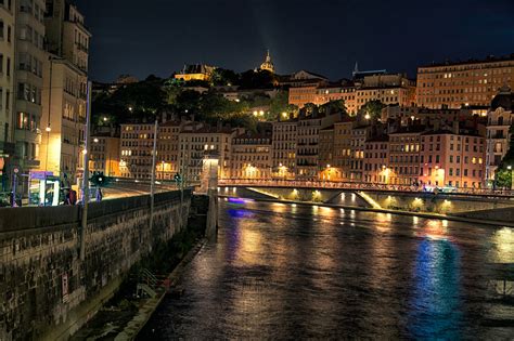 150 participants, étudiants et sup' de com forme les communicants de demain, et met un point d'honneur à s'assurer de leur maîtrise du français et de leurs qualités rédactionnelles. Lyon - City in France - Sightseeing and Landmarks ...