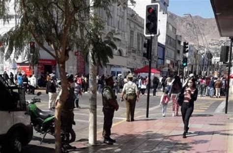 Por su parte, la subsecretaria de salud pública, paula daza informó las comunas que avanzan y retroceden en el plan paso a paso, desde el sábado 05 de diciembre, desde las 5 am. Mientras en la región de Antofagasta todo sigue igual en ...