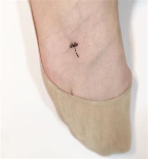 Check spelling or type a new query. Korean Artist Is Widely Known For His Gorgeous Minimalist Tattoo Designs