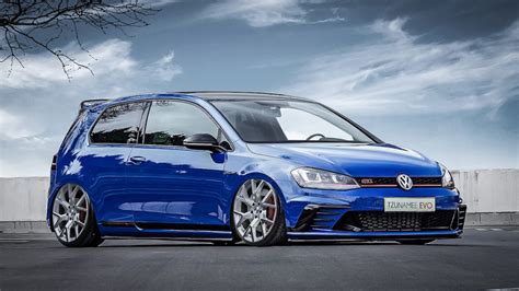 The gti and r32 are both listed as a sub model of the golf on this platform. Tzunamee EVO für den Golf GTI | Eurotuner News
