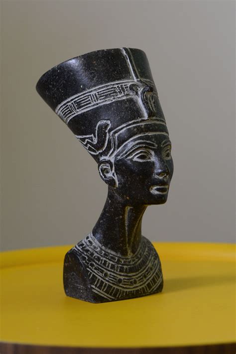 Statue Of Egyptian Art Queen Nefertiti Bust Sculpture Black Heavy Granite Stone Made In Egypt In