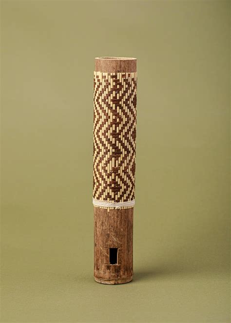 Instrumento De Sopro Indigena