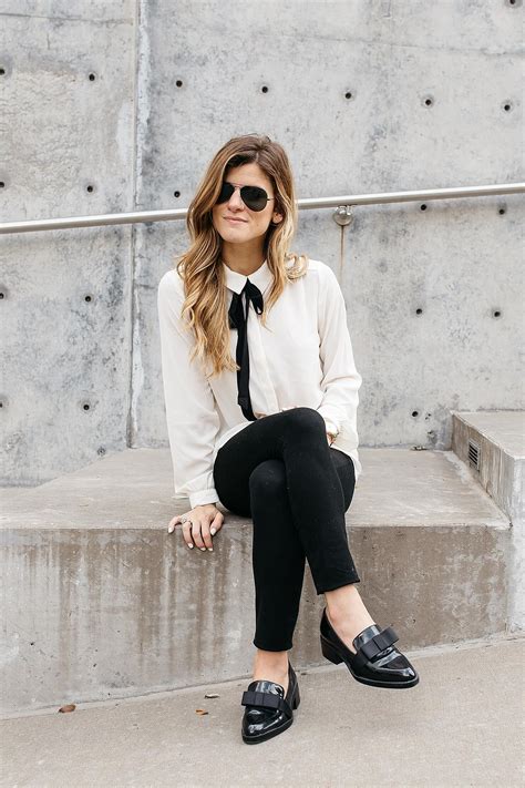 Fall Business Casual Outfit - Chic Black & White Look for Work