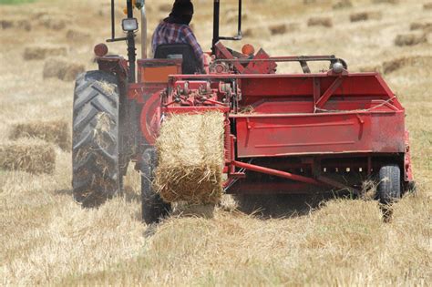 Hay Equipment ━ Types And Uses Sandh Farm Supply Lockwood Missouri