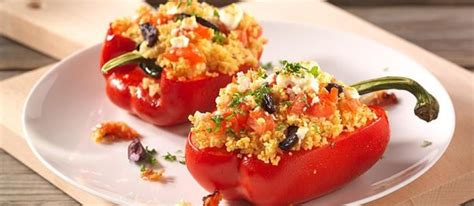 Einfaches Rezept gefüllte Paprika mit Couscous und Feta-Käse Uberalles