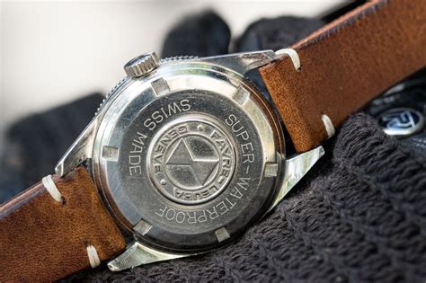Kostenlose lieferung für viele artikel! Favre-Leuba Deep Blue : montre de plongée des sixties