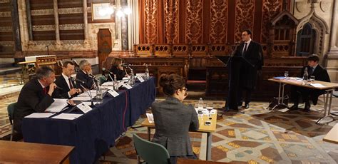 The faculty of law of university of malaya is the oldest law faculty in malaysia, and has been engaged in legal education and research since 1972. Herbert Smith Freehills Oxford Disability Mooting ...