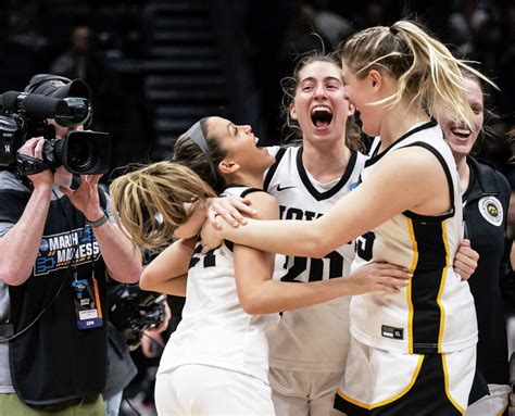 Edwardsville's Kate Martin goes to Final Four with Iowa Hawkeyes