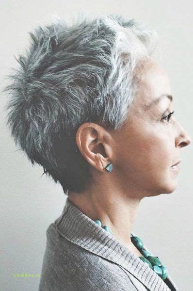 Besonders die ponypartie entscheidet darüber ob die kurzhaarfrisur frech fransig cool sleek ultraglatt und glänzend elegant akkurat oder punkig hochgestellt oder diagonal fransig wirkt. elegant freche kurzhaarfrisuren undercut herren fur damen ...