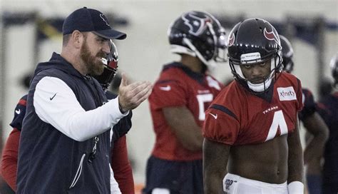 Keeping deshaun watson clean in the pocket is houston's ultimate winning formula. Deshaun Watson, other Texans starters likely in for short night - HoustonChronicle.com