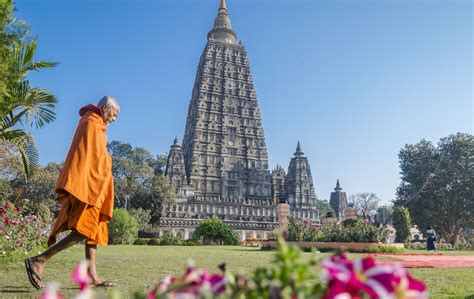 Attain Enlightenment By Visiting Mahabodhi Temple At Bodh Gaya India