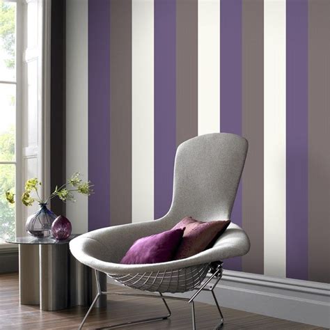 Stria Purple Striped Wallpaper - Purple Stripes Wall ... Painted walls in a bold color are a good way to update a room, but wallpaper adds a big design effect, thanks to the patterns and paint a single wall in a vibrant shade of violet to liven up a neutral grey space.