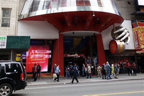 Madame Tussauds Wax Museum In New York Explore The World S Most Incredible Wax Museum Go Guides