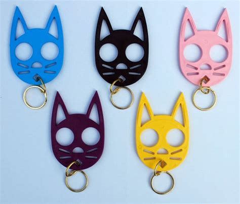 1/3kitty key chains like this will no longer be illegal on sept. Knuckle Kitties: Keychain Doubles As A Badass Self-Defense ...