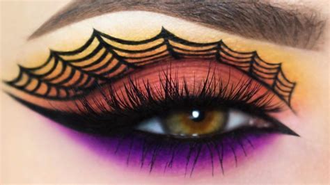 11 Incredible Spider Makeup Ideas Perfect For Halloween Halloween Eye