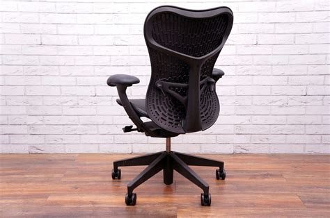 Herman Miller Mirra 2 Butterfly Chair In Black Office Resale