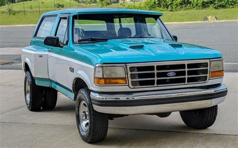 This page displays ford bronco news, pictures, videos, reviews, gossip and more. 1994 Ford Bronco Dually - Blue Oval Trucks