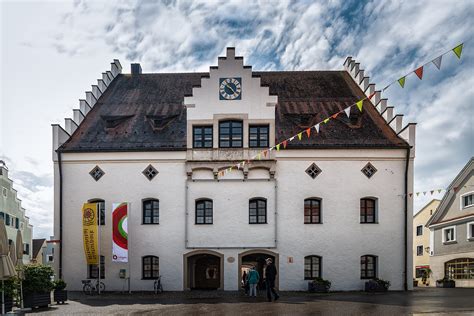 With our online itinerary creator, bad laasphe attractions like haus des gastes can be center stage of your vacation plans, and you can find out about other attractions like it, unlike it, near it, and miles away. Haus des Gastes - Naturpark Altmühltal
