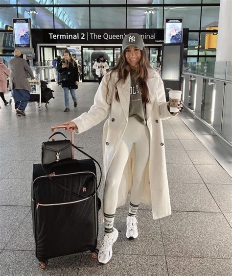 Airport Outfit Winter Comfy Cold Weather Travel Outfit Airport Outfit