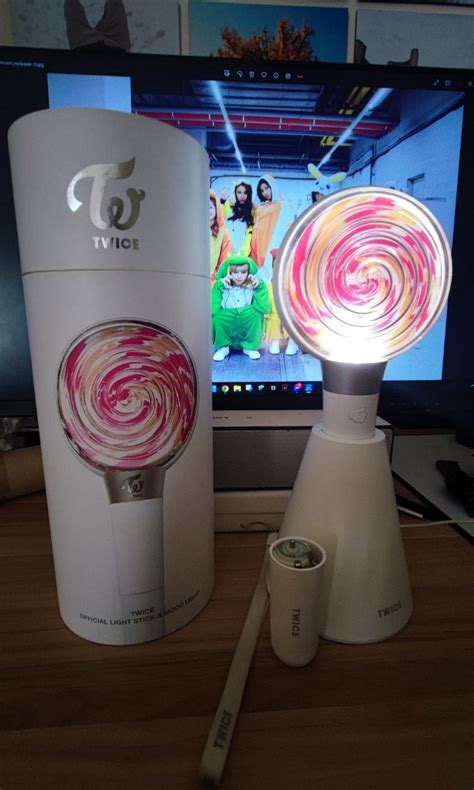 Twice Candy Bong V1 Hobbies And Toys Memorabilia And Collectibles K Wave