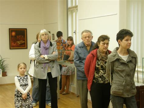 Známá fráze „první máj, lásky čas již zřejmě tolik neplatí. Byl pozdní večer první máj - Regionální muzeum K. A ...