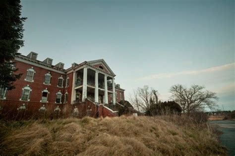 Abandoned Dejarnette Sanitarium Staunton Va Begins With The Old Western Lunatic Asylum Also