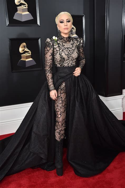Lady Gaga Makes Lightning Quick Outfit Change At 2018 Grammys See The