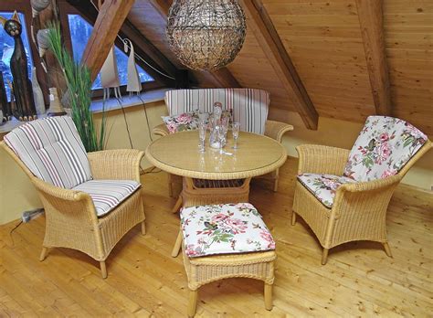 Die rattanmöbel oder holz gartenmöbel werden mit unserem lieferservice bequem zu ihnen nach hause geliefert und in ihrem garten aufgebaut. Rattansessel, Exklusive Möbel - Galerie Kwozalla