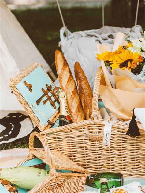 Romantic Picnic Ideas For Couples Picnic Lifestyle