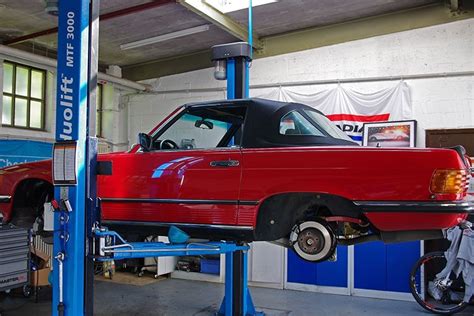 In unserer hauseigenen werkstatt bieten wir ihnen die folgenden dienstleistungen an touring garage ag. Werkstatt - Garage Rothen GmbH