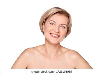 Naked Blonde Mature Woman Standing Isolated Foto Stock