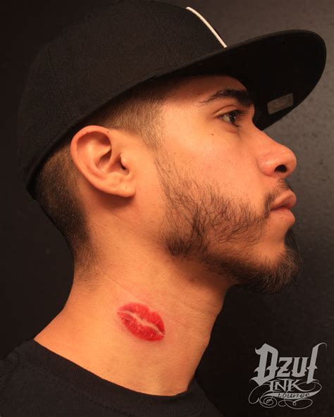Share More Than 65 Tattoos Of Lips On Neck Best Incdgdbentre