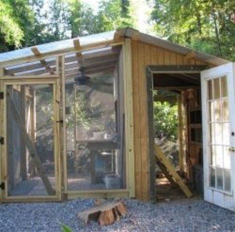 We are working on building a combination greenhouse, chicken coop, rabbit hutch, and vermicomposting facility. How to Build a Chicken Coop and Greenhouse Combo ...