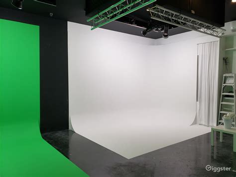 Green Screen And White Cyc Studio In Brooklyn Rent This Location On