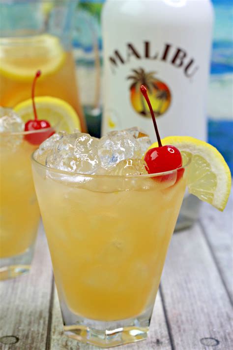 Banana Rum Punch My Incredible Recipes Recipe Drinks Alcohol Recipes Punch Recipes