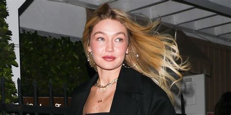 gigi hadid and bradley cooper were spotted grabbing dinner with his mom after the golden globes