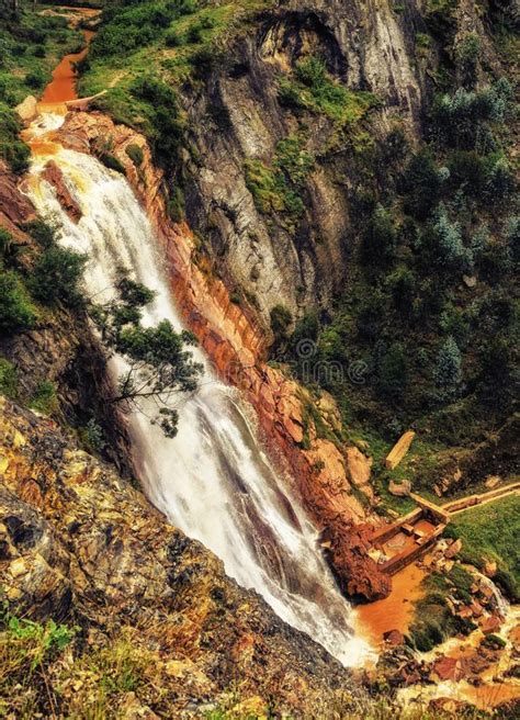 Paysage du rwanda (région de gitarama). Waterfall Rwanda, Landscape, Africa Stock Image - Image of ...