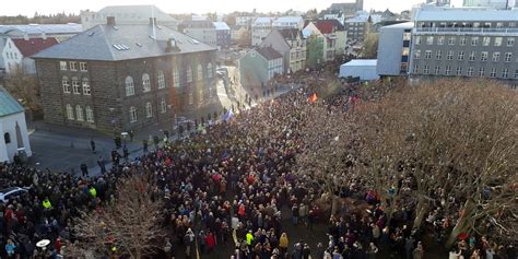 Iceland Prime Minister Tenders Resignation Following Panama Papers Revelations Icij