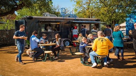 From lot booking & location management to our exclusive order ahead technology to setting up food trucks at your office or event, best food trucks will handle all the logistics so you can focus on the food. 22 Essential Food Trucks in Austin | Downtown austin ...