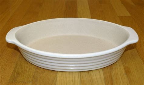 Pampered Chef New Traditions Stoneware Small Oval Baker 2 Cup