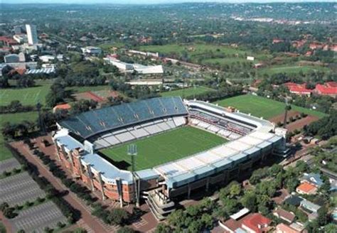 2019/20 stadium home trikot besticht mit teamdetails sag uns, was du denkst. Kaizer Chiefs To Use Loftus Stadium Once Again - Goal.com
